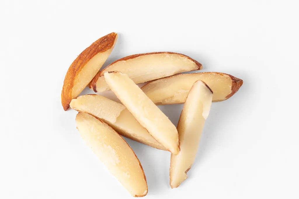 Premium Slivered Almonds by Treehouse California Almonds